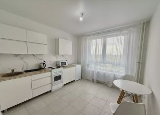 Продается 1-комнатная квартира, 37 м2, Тюмень, ЖК Озёрный Парк, Полевая улица, 117к3