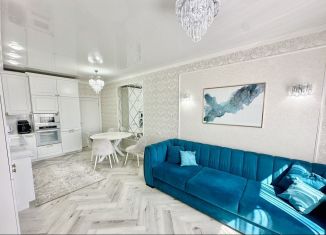 Продается четырехкомнатная квартира, 93.5 м2, Барнаул, улица 65 лет Победы, 10, ЖК Крылья-2