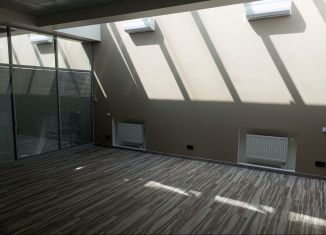 Сдача в аренду офиса, 500 м2, Симферополь, улица Генерала Васильева, 29Б