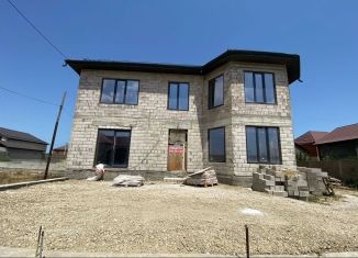 Продам дом, 300 м2, Махачкала, 9-я Моторная улица, 19