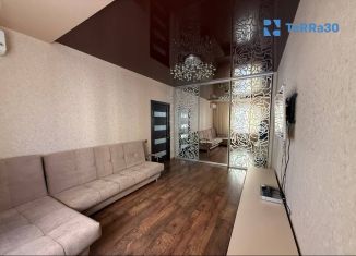 Продаю 2-ком. квартиру, 53 м2, Астрахань, Зелёная улица, 1к3, ЖК Зеленая-1