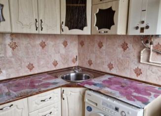 Сдача в аренду двухкомнатной квартиры, 45 м2, Крымск, улица Маршала Гречко, 78