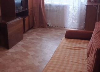 Продаю 3-ком. квартиру, 42 м2, Барнаул, Комсомольский проспект