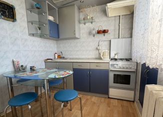 Аренда 3-ком. квартиры, 56 м2, Курганская область, улица Карла Маркса, 66