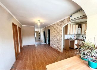 Продаю трехкомнатную квартиру, 46 м2, Ростов-на-Дону, Совхозная улица, 20