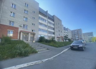 Продаю четырехкомнатную квартиру, 74.8 м2, Березники, улица Миндовского, 6