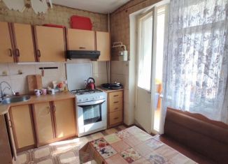 Продам 3-ком. квартиру, 66.4 м2, Феодосия, Симферопольское шоссе, 63