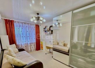 Продажа 2-комнатной квартиры, 48.9 м2, Тюмень, улица Беляева, 33