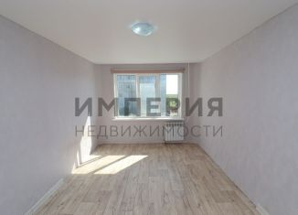 Продается 2-комнатная квартира, 50.2 м2, Магадан, улица Набережная реки Магаданки, 83, 3-й микрорайон