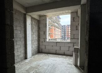 Продаю однокомнатную квартиру, 45 м2, Махачкала, проспект Амет-хана Султана, 342