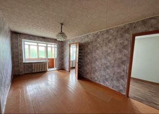 Продается 2-ком. квартира, 44 м2, Челябинск, улица Дегтярёва, 96, Металлургический район