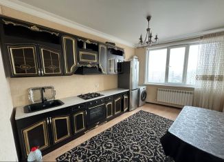 Продажа двухкомнатной квартиры, 76 м2, Махачкала, Хивская улица, 7В