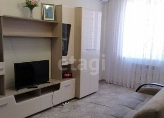 Продаю 2-ком. квартиру, 46.8 м2, Горячий Ключ, улица Тельмана, 56