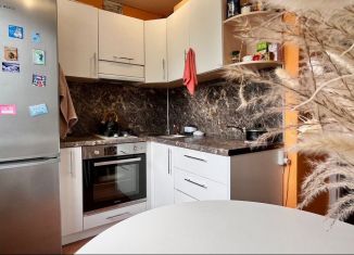 Продается 2-ком. квартира, 44 м2, Воткинск, Школьная улица, 2