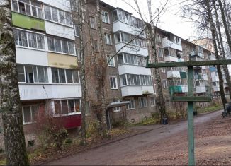 Продаю 3-комнатную квартиру, 50 м2, Смоленск, проспект Строителей, 8Б