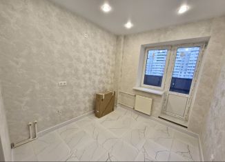 Продам 3-комнатную квартиру, 70 м2, посёлок Шушары, Валдайская улица, 2к2, ЖК Осень