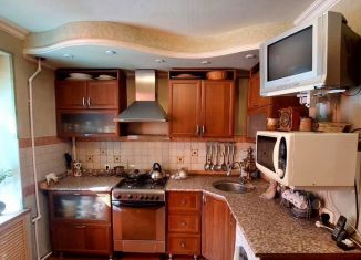 Продам 3-комнатную квартиру, 72.3 м2, Черкесск, Кавказская улица, 22А