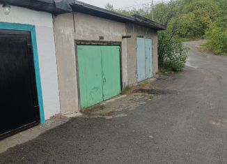 Продаю гараж, 28 м2, поселок городского типа Никель