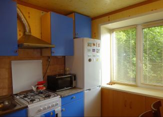 Двухкомнатная квартира в аренду, 41 м2, Смоленск, улица Шевченко, 80