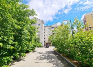 Продаю трехкомнатную квартиру, 100 м2, Тюмень, улица Московский Тракт, 139/1