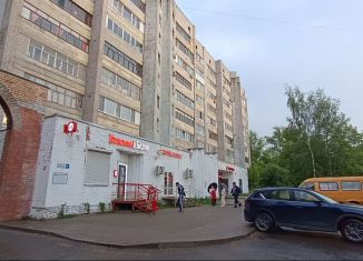 Продаю торговую площадь, 163 м2, Ярославль, улица Титова, 9