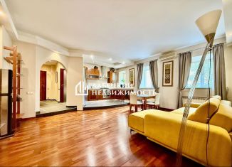 Сдаю двухкомнатную квартиру, 97.5 м2, Санкт-Петербург, улица Марата, 20