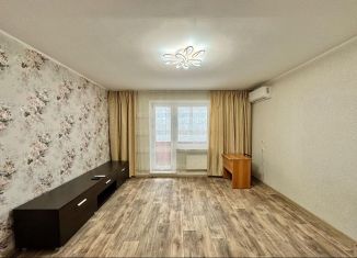 Продажа 1-комнатной квартиры, 40.2 м2, Челябинск, улица Зальцмана, 36