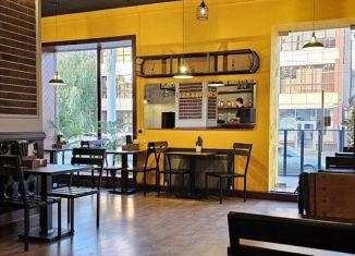 Продается торговая площадь, 140 м2, Грозный, улица Геннадия Н. Трошева, 34