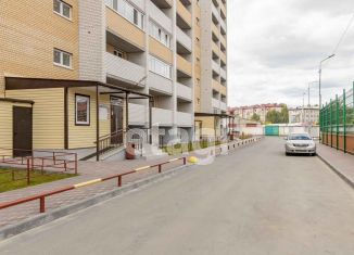 Продаю 3-ком. квартиру, 96.6 м2, Тюмень, улица Бирюзова, 6Б