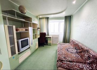 Продается 2-комнатная квартира, 46.5 м2, Троицк, улица имени Ю.А. Гагарина, 3А