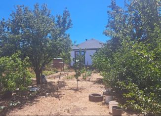 Продам земельный участок, 10 сот., посёлок городского типа Молодёжное, Новосельская улица