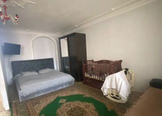 Продается 1-комнатная квартира, 36 м2, Буйнакск, улица Лермонтова, 7