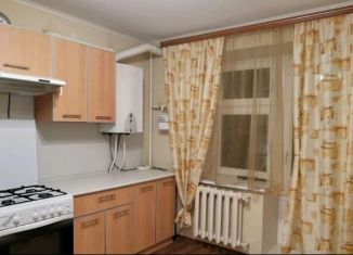 Сдаю 2-ком. квартиру, 60 м2, Йошкар-Ола, Фестивальная улица, 56, микрорайон Фестивальный