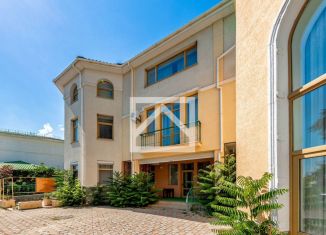 Продам дом, 700 м2, посёлок городского типа Никита, 2-я линия