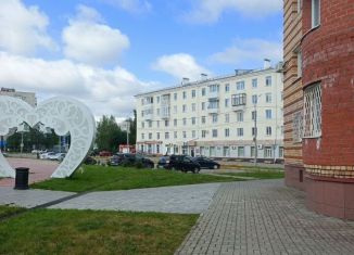 Продается 3-комнатная квартира, 78.9 м2, Серов, улица Луначарского, 92