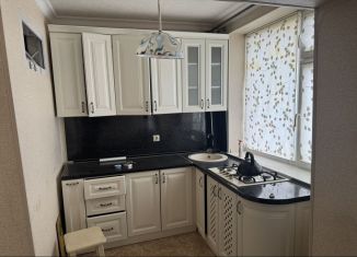 Сдам двухкомнатную квартиру, 48 м2, Грозный, улица Пугачёва, 144