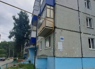 Продаю 3-ком. квартиру, 61 м2, Белебей, Красная улица, 117/1