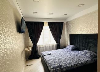 Сдам двухкомнатную квартиру, 69 м2, Махачкала, улица Каммаева, 29Вк1, Кировский внутригородской район