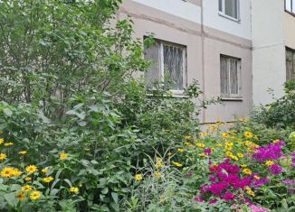 Продаю 2-ком. квартиру, 53.1 м2, Протвино, Северный проезд, 1