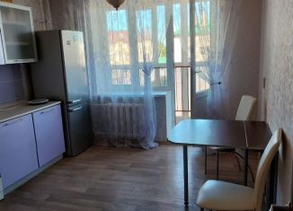 Сдам в аренду 2-комнатную квартиру, 56 м2, Туймазы, улица Мичурина, 24В