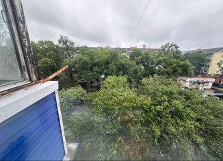 Продам 2-комнатную квартиру, 41.7 м2, Приморский край, Октябрьская улица, 77