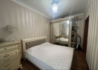 Продам 2-комнатную квартиру, 56 м2, Махачкала, Заморская улица, 11