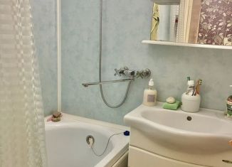 Продажа 3-комнатной квартиры, 59.9 м2, Кингисепп, Большая Советская улица, 37/2