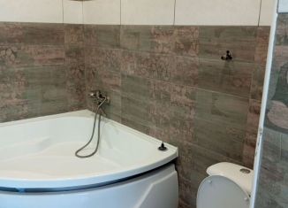 Сдам в аренду двухкомнатную квартиру, 45 м2, Севастополь, улица Ветеранов, 4