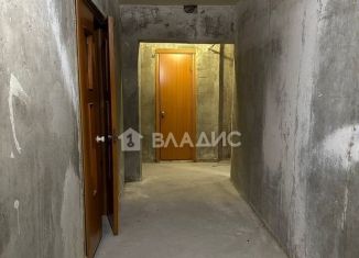 Продается трехкомнатная квартира, 65 м2, Тобольск, микрорайон 3Б, 10