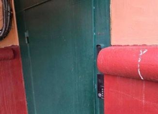 Продаю 3-ком. квартиру, 83 м2, Приморский край, Алеутская улица, 61