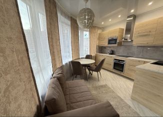 Продам двухкомнатную квартиру, 70.6 м2, Кудрово, Ленинградская улица, 9/8