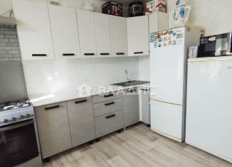 Двухкомнатная квартира на продажу, 55 м2, Республика Башкортостан, улица Цементников, 8А