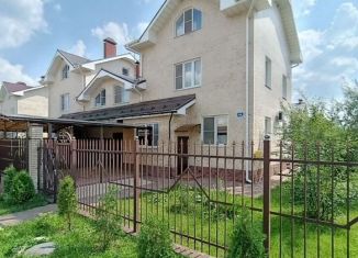 Сдаю дом, 210 м2, Москва