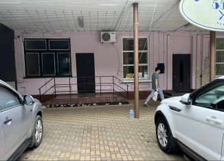 Продажа помещения свободного назначения, 70 м2, Майкоп, улица Некрасова, 293